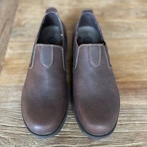 SOLD. Men's Size 10 Earth Spirit Slip On Shoe. Brown Leather.